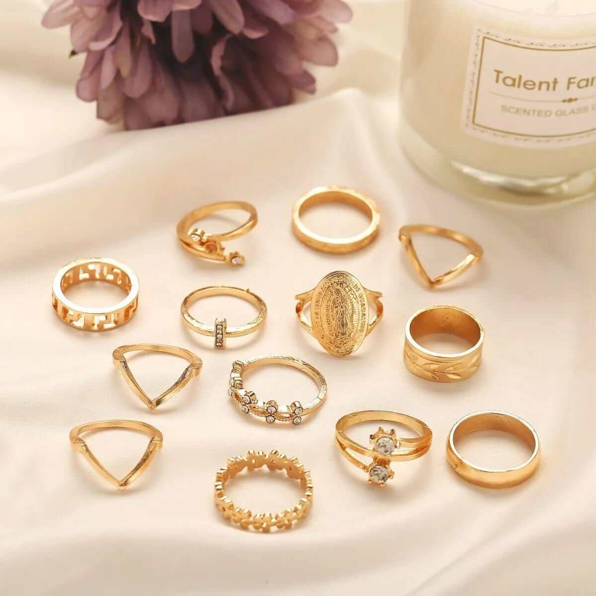 13 Piece Medallion Ring Set - A&S Direct